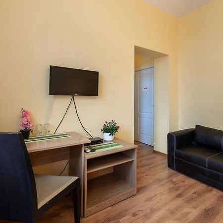 Spare Hotel And Bowling Рига Екстериор снимка