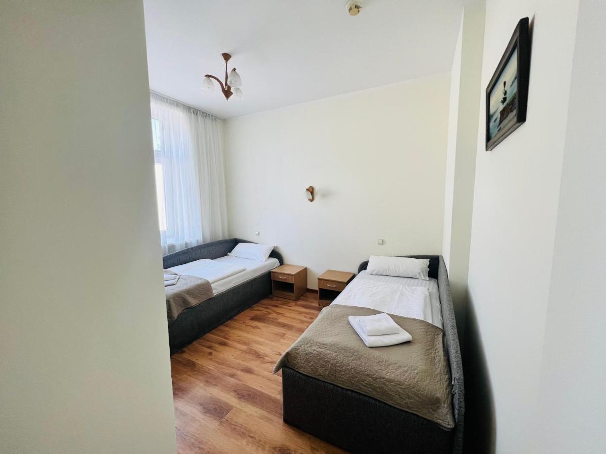 Spare Hotel And Bowling Рига Екстериор снимка